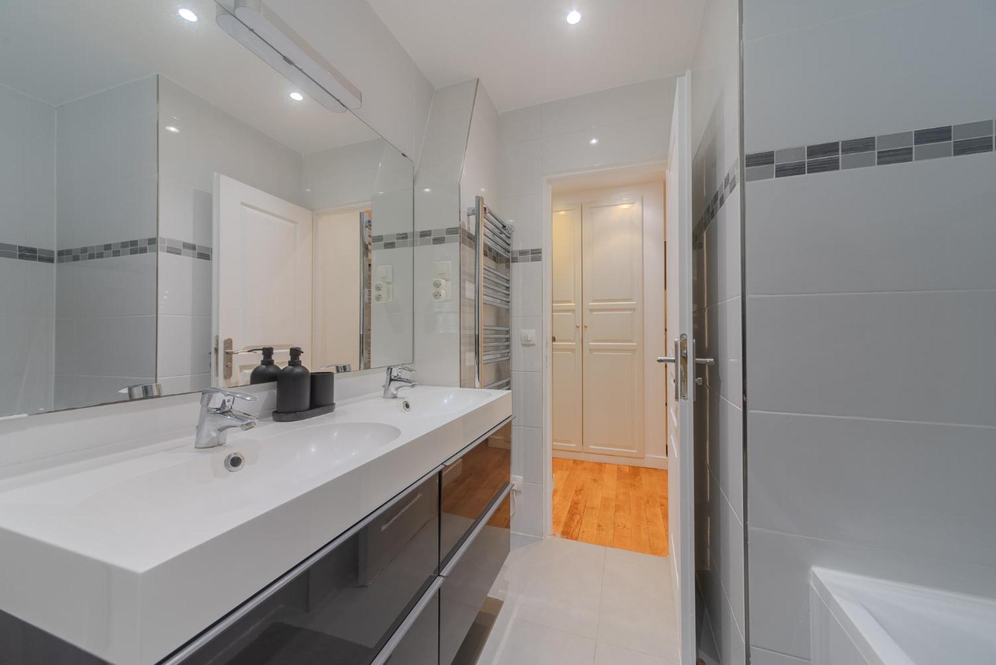 Appartement Eiffel Playcation *